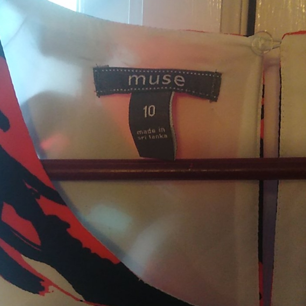 Women's dress size 10